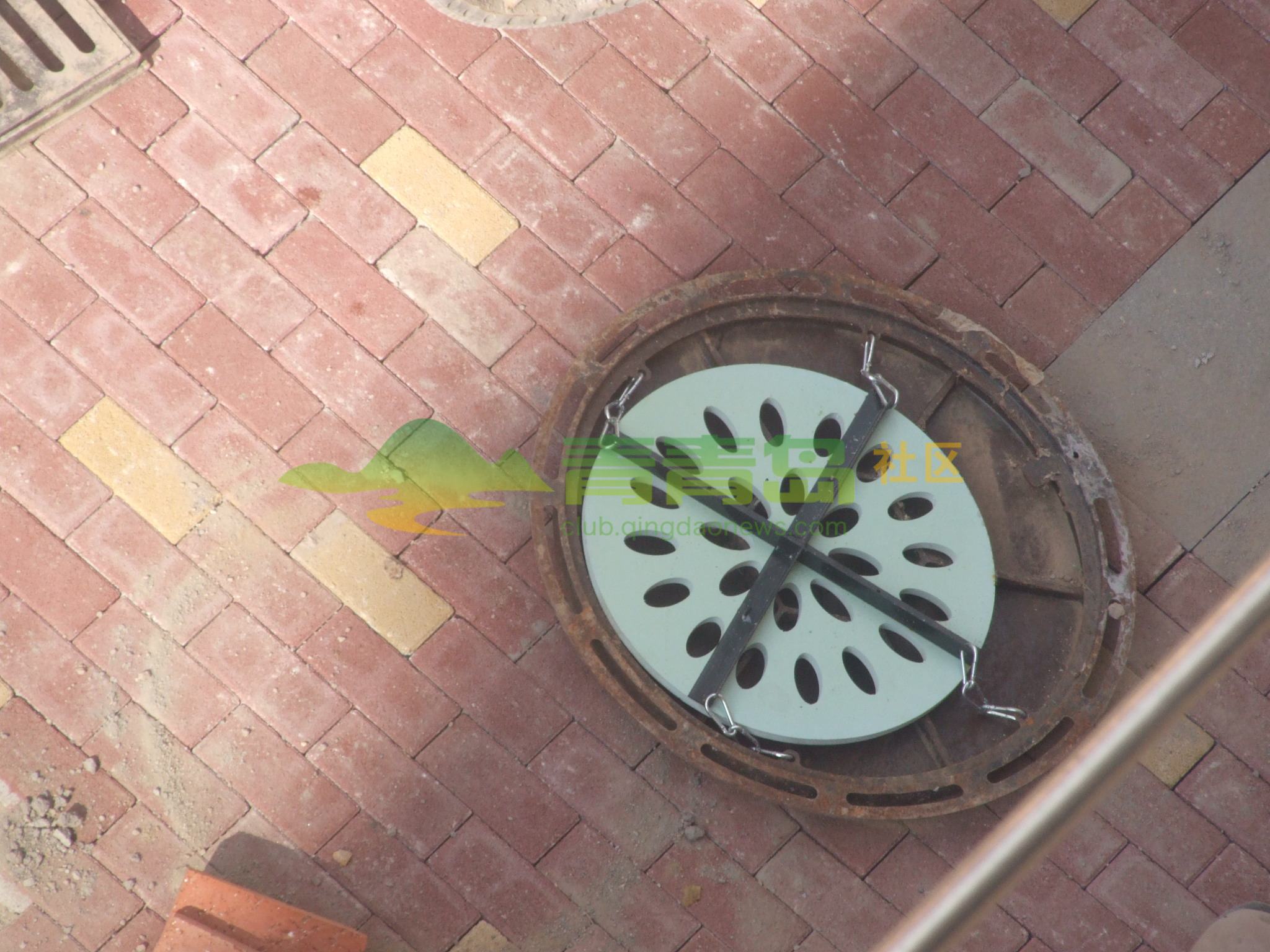 1775812394