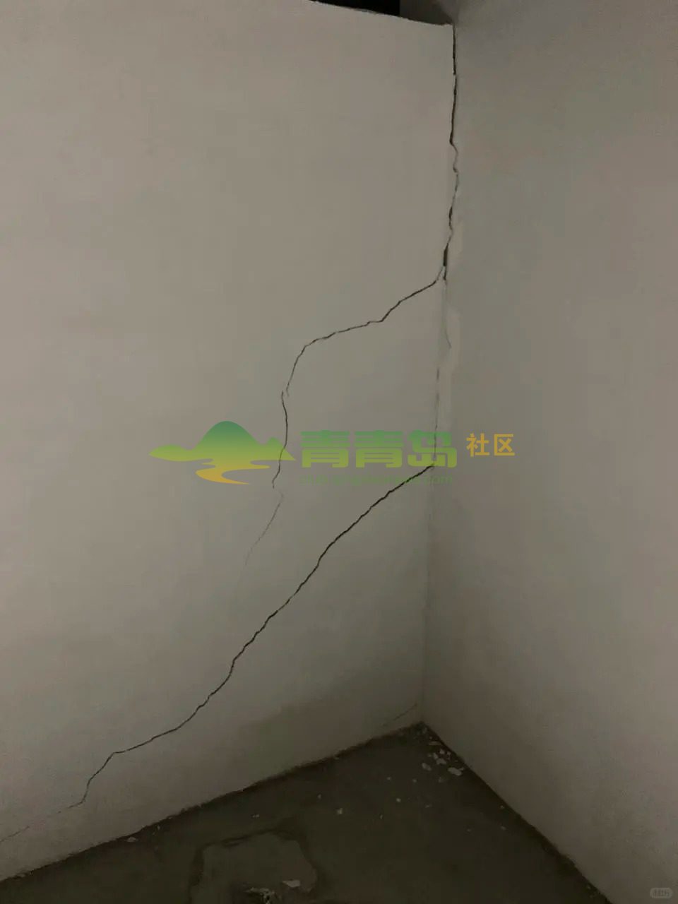 1760777445