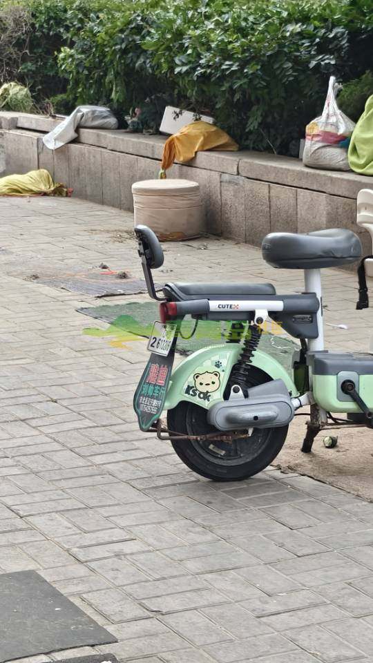 1789858708